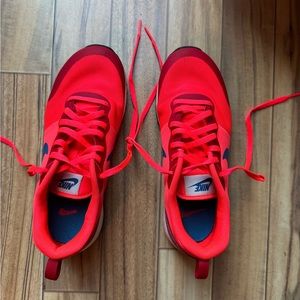 Neon Coral Nike Sneakers, size 6